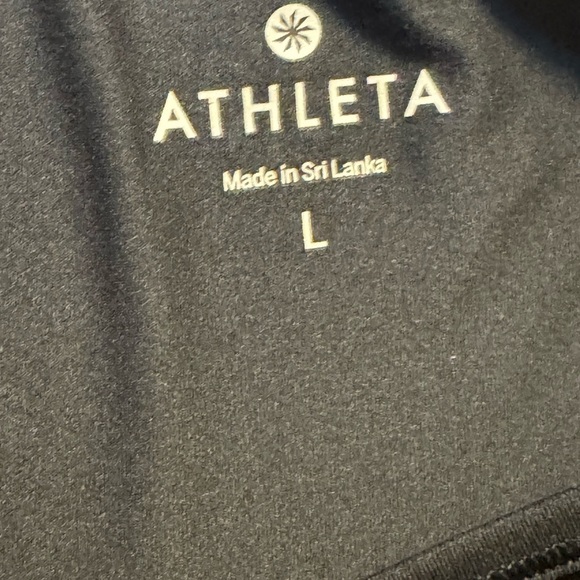 Athleta Essential Long Sleeve Tee size L - Picture 3 of 5